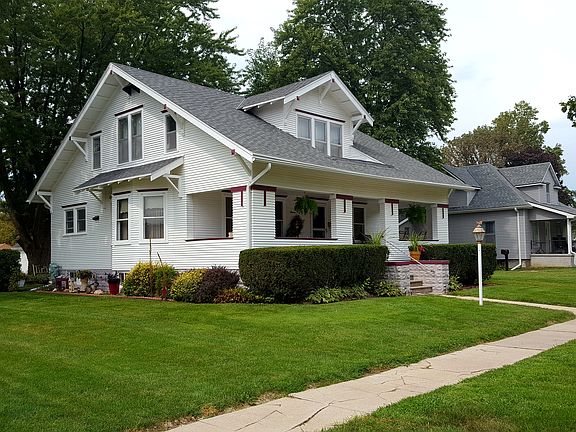 3rd image of 747 N 9th St