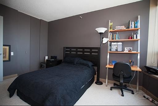 5th image of 400 N La Salle Dr APT 2609
