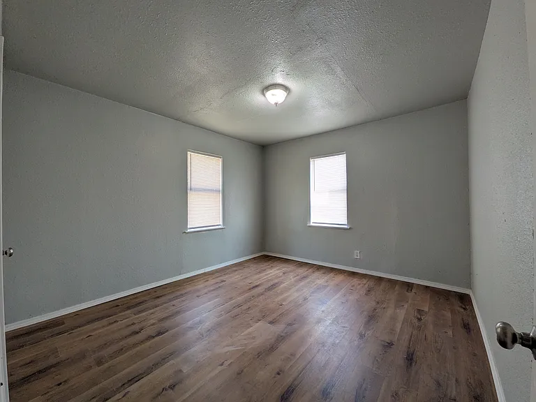 616 W Oklahoma Ave — Photo 8