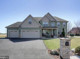 2426 Somerset Rd, Chambersburg, PA 17202