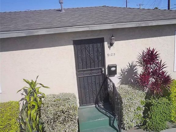 5th image of 9105 Margaret St