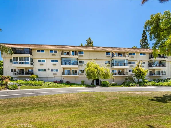 2385 Via Mariposa W Unit 1F, Laguna Woods, CA 92637
