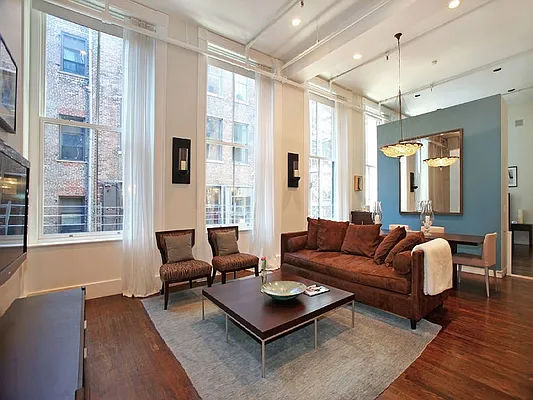 Sold by Sotheby's International Realty | media 14