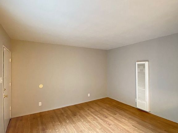 4th image of 12730 Matteson Ave APT 3