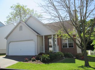 121 Brickyard Cir, Ephrata, PA 17522