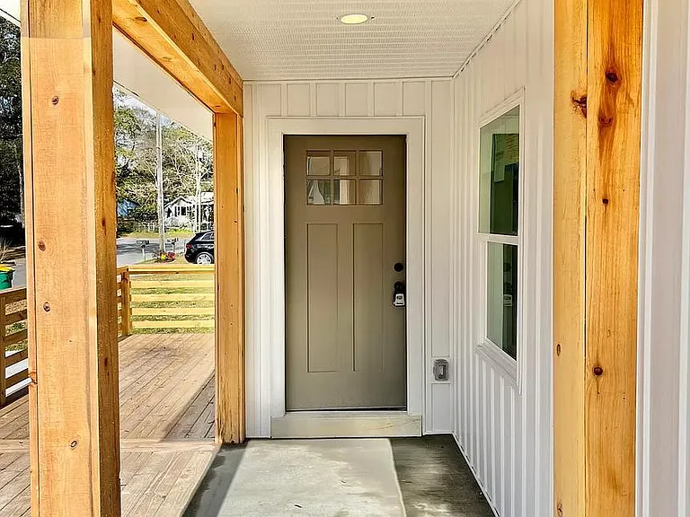 713 Cypress Dr — Photo 5