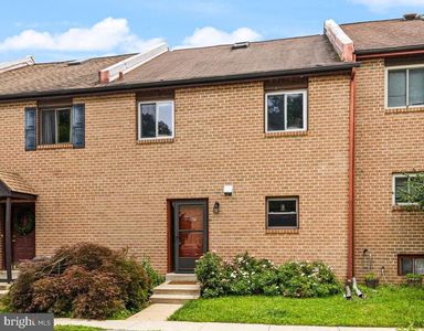 126 Eaton Dr, Wayne, PA, 19087