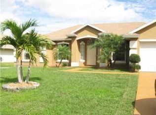 2165 SW Larchmont Ln, Port Saint Lucie, FL 34984