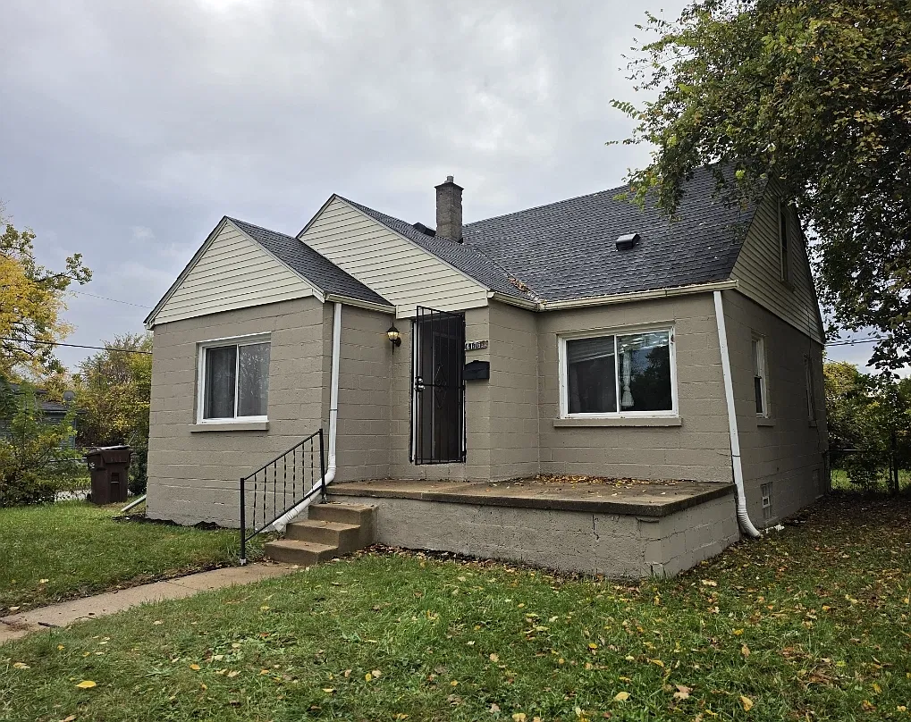 3 bed, 1050 sqft, $1,599 — Photo 4