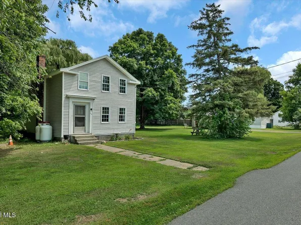 26 Anthony Rd, Greenwich, NY 12834