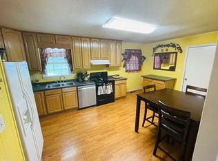 689 Scoggins St, Summerville, GA 30747