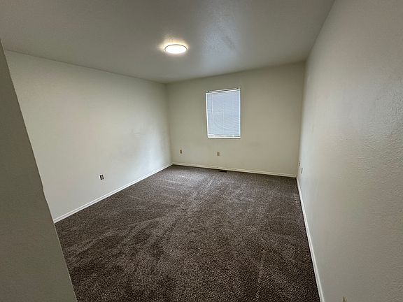 5th image of 2823 Fremont Ct #2823