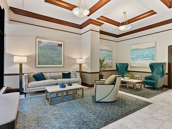 5th image of 929 N Astor STREET #203