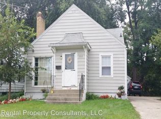 705 Fuller Ave NE, Grand Rapids, MI 49503