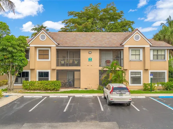 10560 SW 156th Pl APT 208, Miami, FL 33196