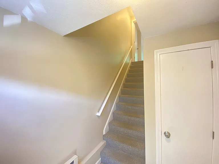 18 Profile Cir — Photo 28