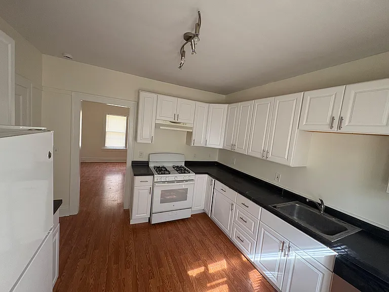 2176 Rexwood Rd #2 — Photo 8