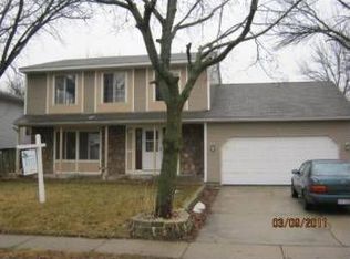 133 Joslyn Dr, Elgin, IL 60120