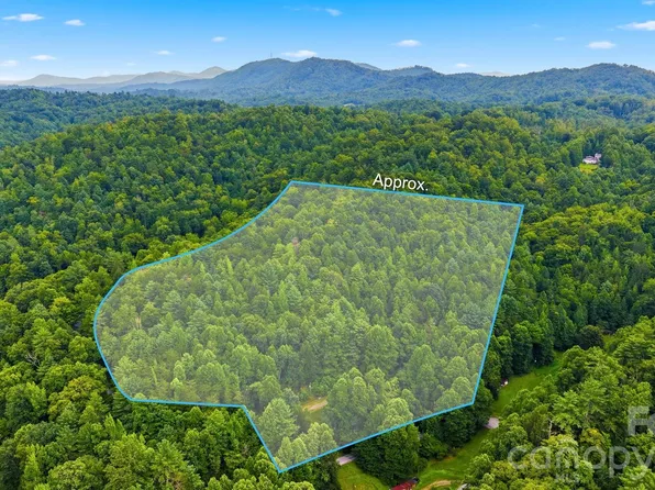 3131 Shallow Creek Rd, Lenoir, NC 28645