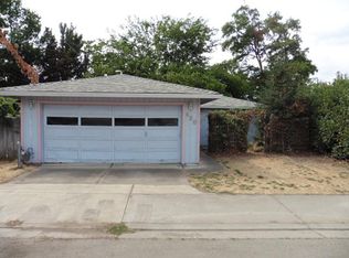 620 Freeman Rd, Central Pt, OR 97502