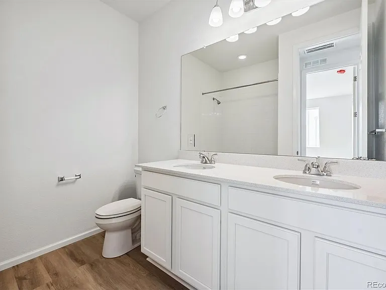 4192 Satinwood Dr — Photo 15