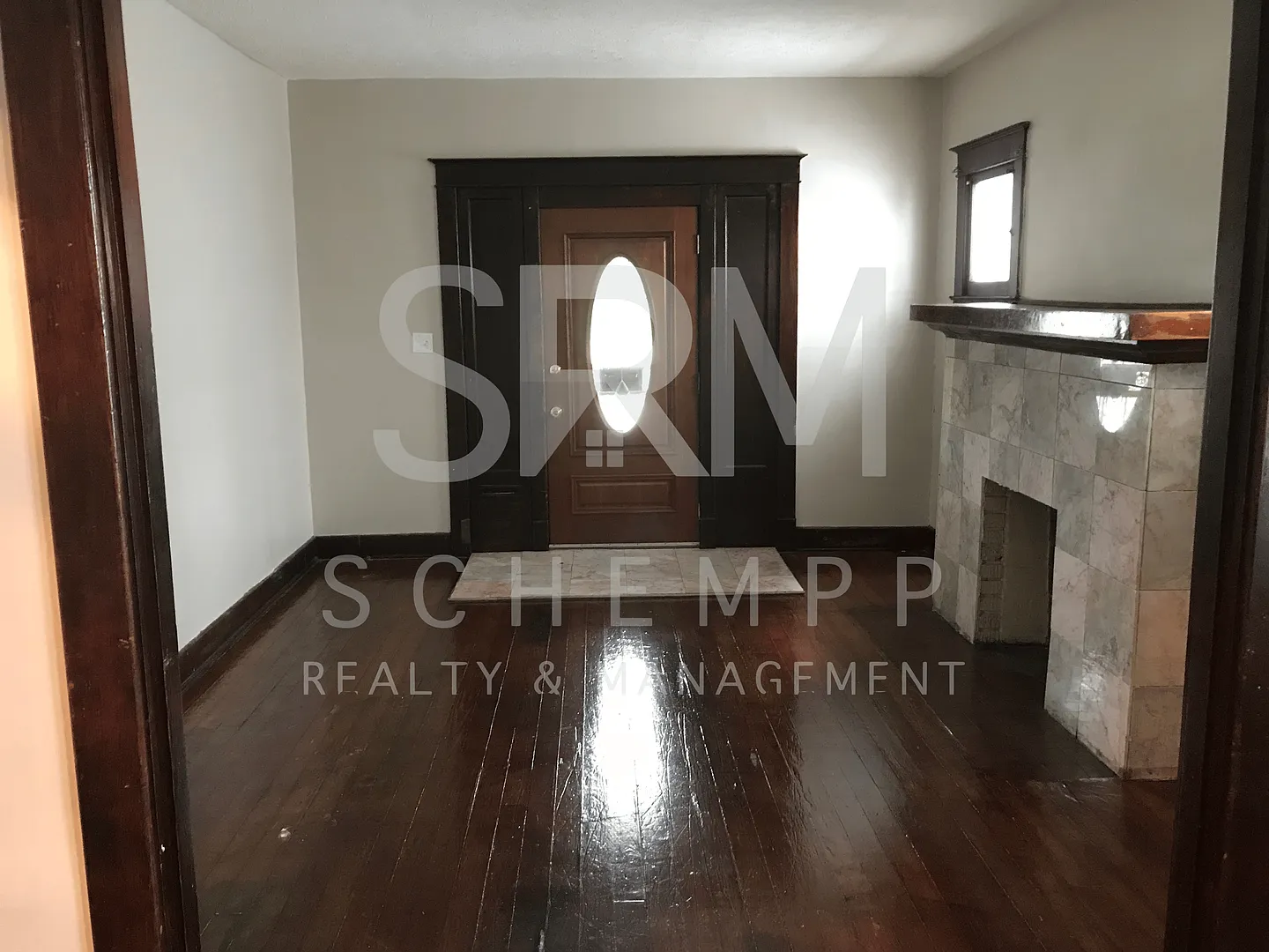 Spacious FOUR home in West Louisville Available Now-Section 8 Accepted — Photo 2