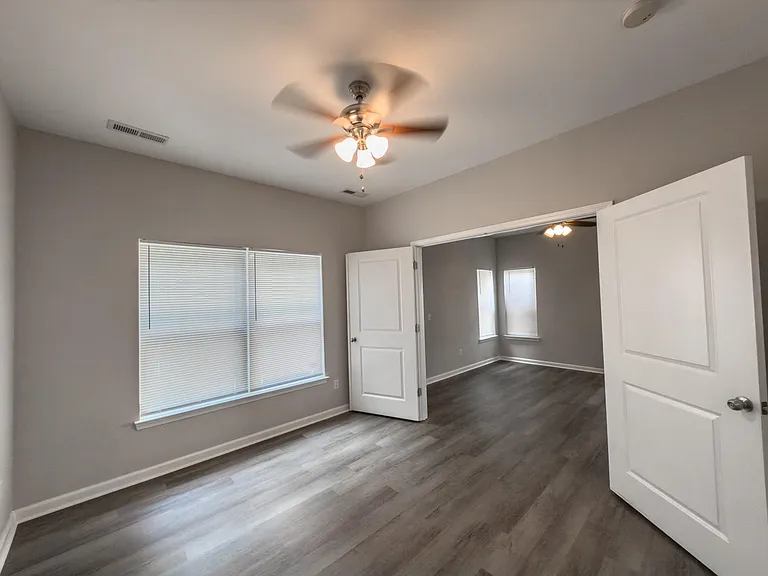 251 Grand Oaks Dr — Photo 10