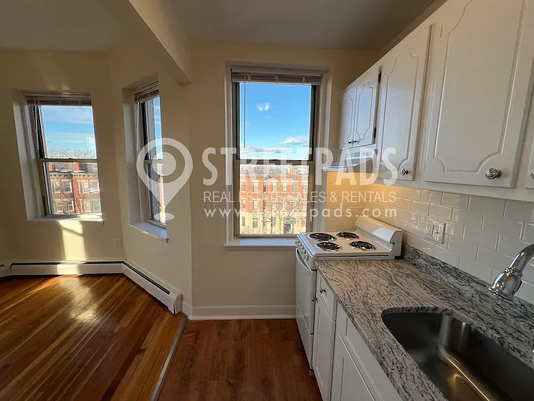64 Brighton Ave #204 — Photo 8