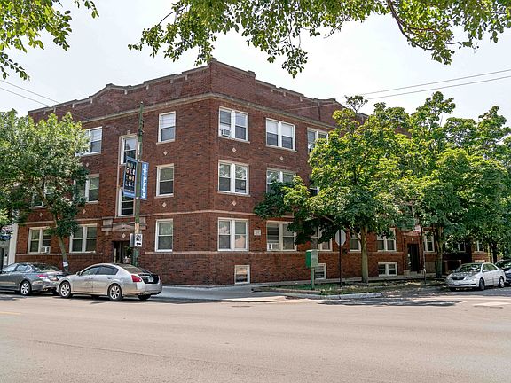2nd image of 1243 W Byron St APT 1A