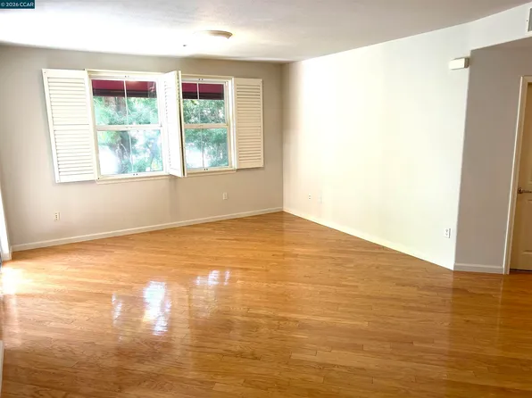 1310 Saddle Rack St APT 352, San Jose, CA 95126