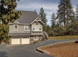 19710 Butler Way, Groveland, CA 95321