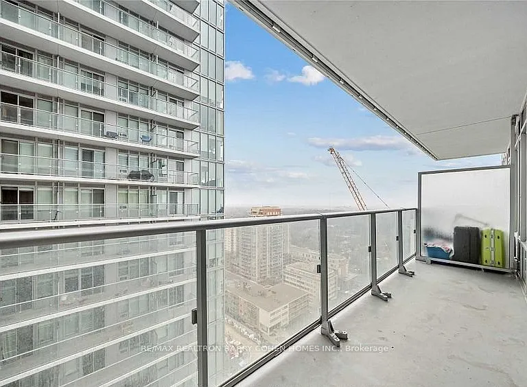 195 Redpath Ave #2002 — Photo 22