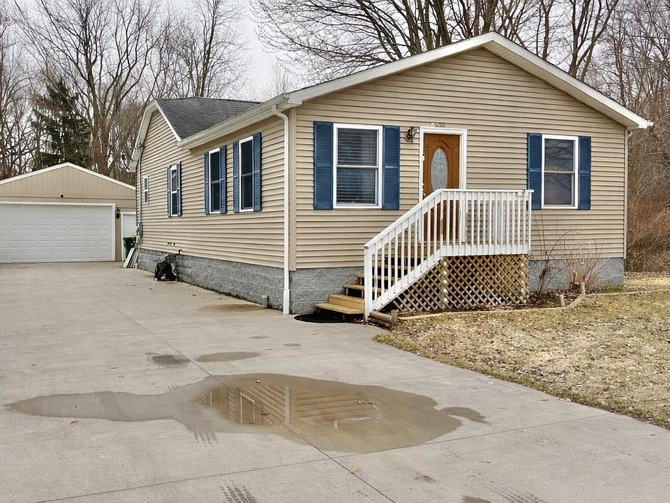 1st image of 3814 Lauria Rd