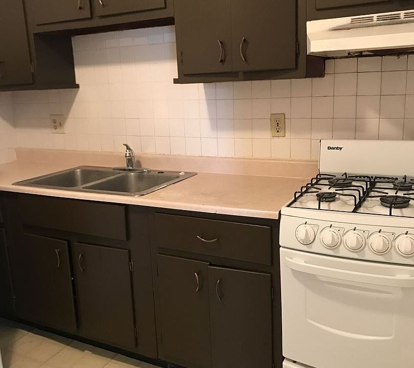1st image of 2162 La Mar Ave APT 3