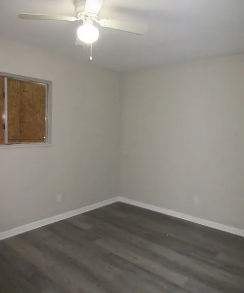 784 Terminal Ct #8 — Photo 11