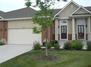 8684 Forest Glen Ct, Saint John, IN 46373
