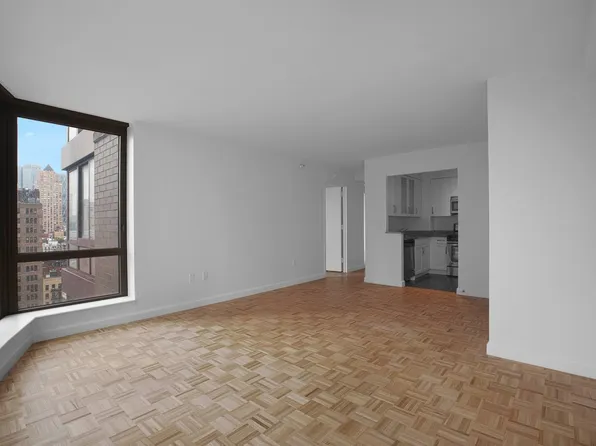 360 West 43rd Street image 4 of 26