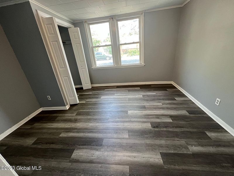 3rd image of 260 Madison Street