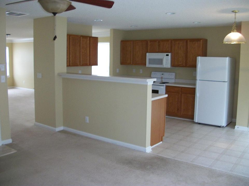 2nd image of 2904 Teton Dr