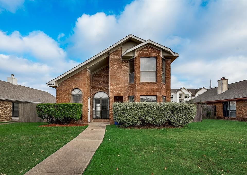 1st image of 11709 Hickory Gardens Dr