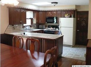 385 Buckalew Rd, Freehold, NJ 07728