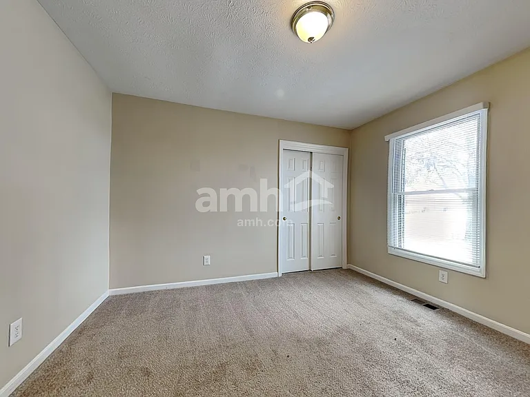 1030 Justin Ridge Way — Photo 13