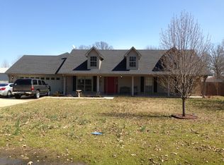 18 Darrell St, Vilonia, AR 72173