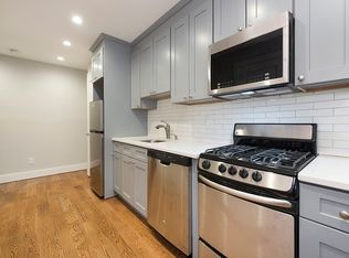154 7th Ave APT 3, New York, NY 10011