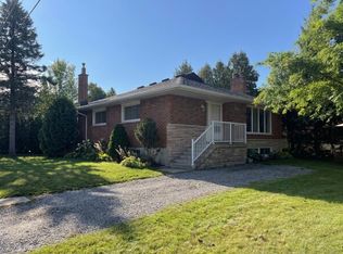 109 Howard Ave #1, Hamilton, ON L9A2W6