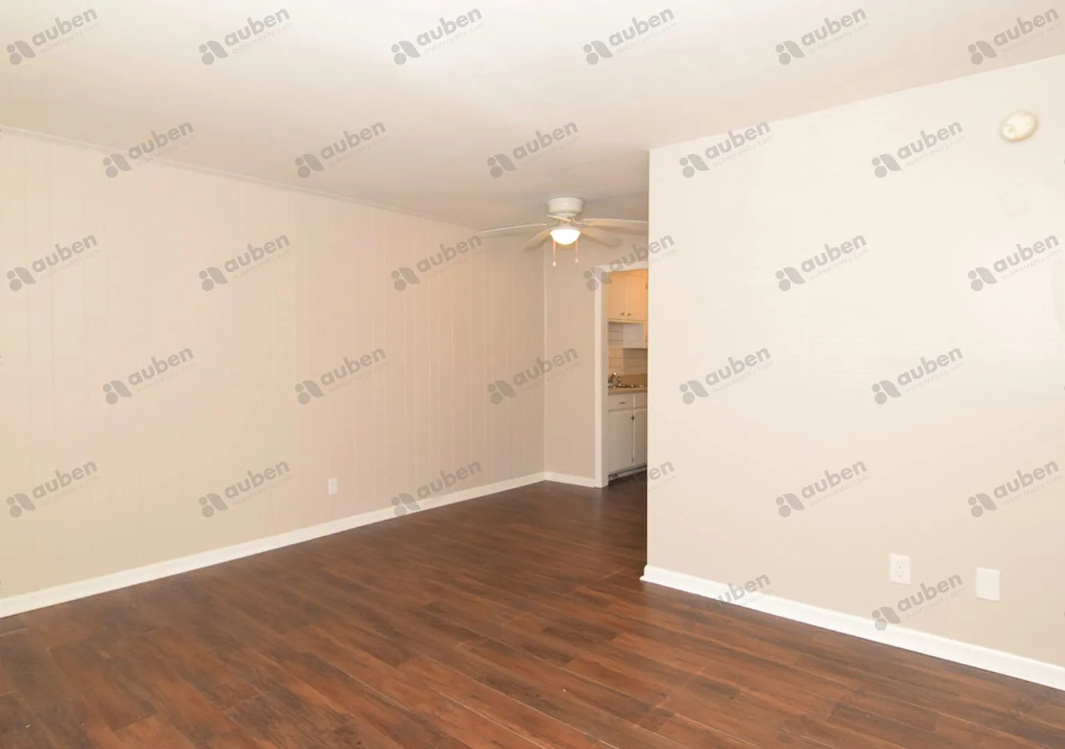 Johns Road Apartments — Photo 4