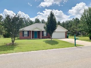 8175 Shooter Ln, Laurel Hill, FL 32567