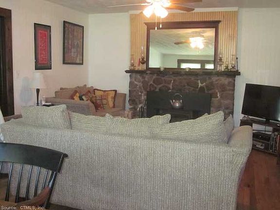 4th image of 194 Pine Lake Dr