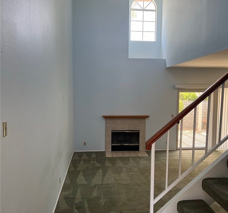 1st image of 22833 Banyan Pl