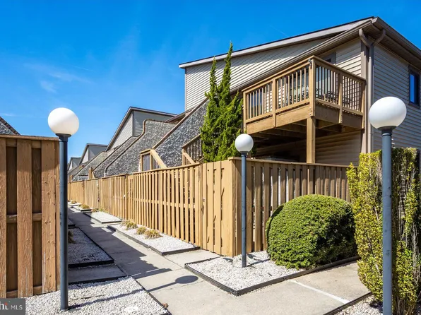 105 120th St Unit 111, Ocean City, MD 21842
